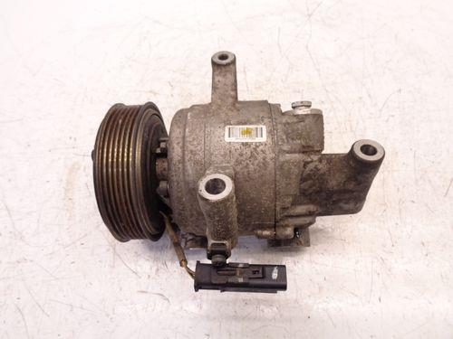 Klimakompressor pour Peugeot 108 MK1 1,0 VTi Benzin 1KR-FE 1KR 88310-YV010B