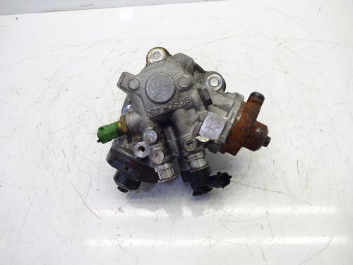 Pompe haute pression pour Volvo XC70 136 2,4 D5 AWD D5244T20 0445010681 31372081