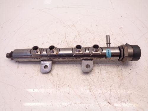 Rail-Rohr pour Jaguar F-Pace X761 3,0 SDV6 AWD 306DT 306DTA 0445216046