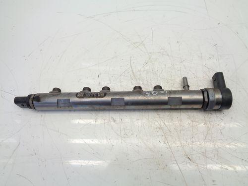Rail-Rohr pour Jaguar F-Pace X761 3,0 SDV6 AWD 306DT 306DTA 0445214182