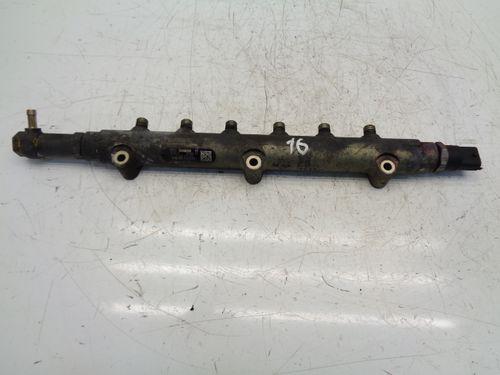 Tube Rail pour Volvo 2,4 D5 AWD D5244T 0445215015