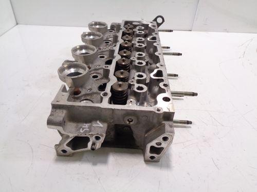 Zylinderkopf pour Citroen Peugeot C2 C3 206 307 1,4 HDi 8HX DV4TD 0479692