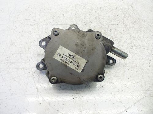 Unterdruckpumpe pour Mercedes Benz E-Klasse C207 3,0 CDI 642.836 A6422300065
