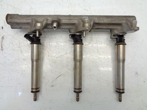 Einspritzleiste pour Mercedes Benz W211 3,5 350 CGI M272.985 272.985 0261555028