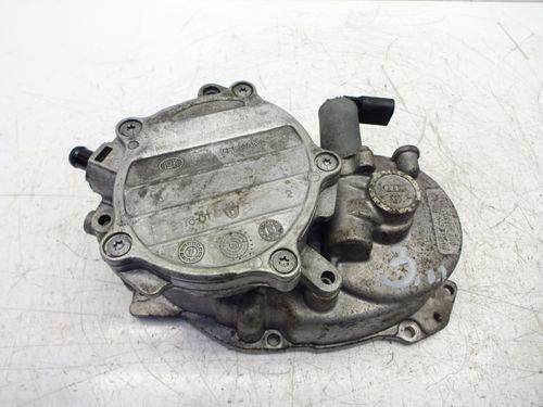 Pompe à vide Audi A4 8E B7 2,0 TFSI essence BUL 06D145100E 103530T
