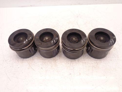 4x pistons pour Land Rover Defender 2,2 Td4 4x4 Diesel DT224 08683