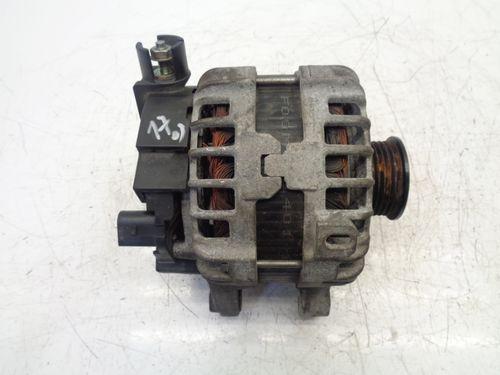 Alternateur pour Land Rover Discovery 2,0 D 204DTD GX73-10300-CE 0125812068