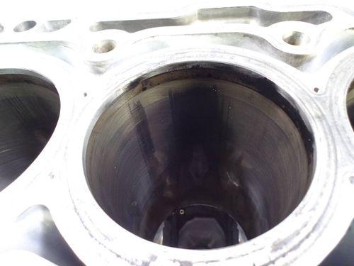 Bloc moteur Mitsubishi 1,8 DI-D 4N13 doit être rodé