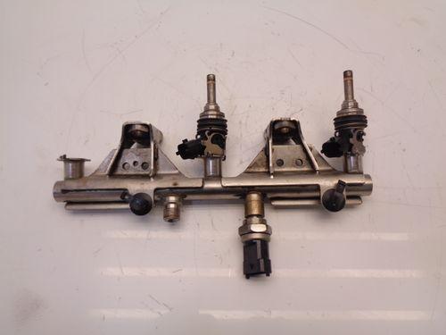 Einspritzleiste pour Porsche 911 997 Carrera 3,8 MA1.01 9A111086002 1x Düse fehlt