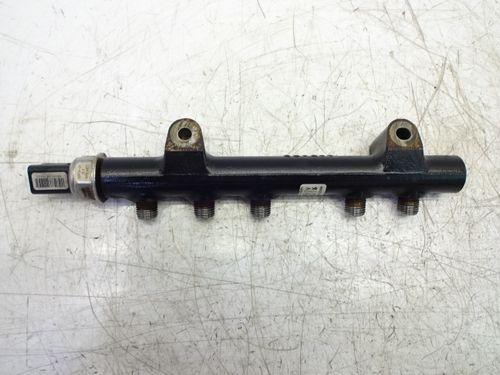 Rail-Rohr Citroen Peugeot C3 C4 DS3 DS4 208 1,6 HDi 9HD DV6C 9H05 9685297580