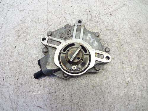 Unterdruckpumpe pour BMW 1er E87 120i 120 2,0 Benzin i N46B20B VP00022