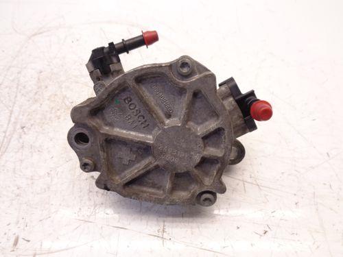 Unterdruckpumpe pour Ford Focus 1,6 TDCi Diesel ECOnetic NGDA 9804021880