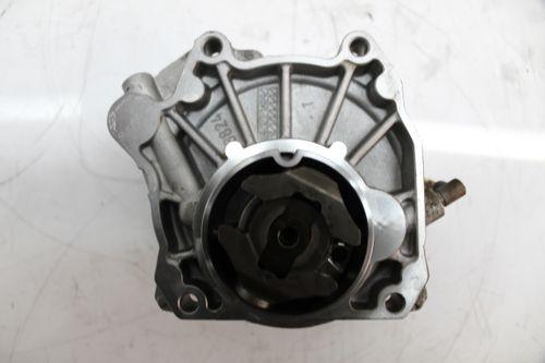 Pompe à vide Opel Insignia Zafira 2,0 CDTI Diesel A20DT 55205446