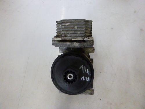 Boîtier de filtre à huile Ford Mondeo III B5Y BWY B4Y 2,0 16V TDCi D6BA DE111082