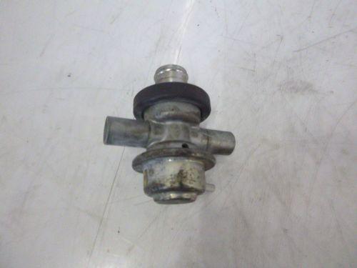 Soupape d'air Kawasaki GTR 1000 cc ZGT00A 16126-1144 DE113658