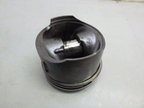 Piston Mercedes Benz Classe E W211 E200 2,2 CDI 646.951 DE277088