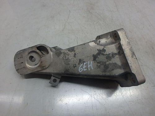 Support BMW Série 5 E60 E61 2,0 D M47D20 204D4 6763218 DE147423