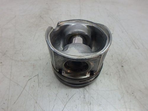Piston Opel Saab Astra C GTS Zafira B 9-3 1,9 CDTI Z19DT DE147971