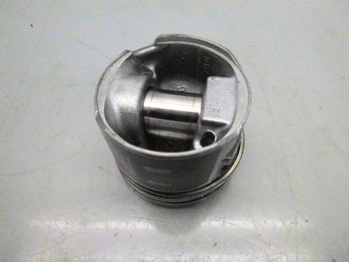 Kolben Peugeot Citroen C5 Picasso 1007 206 1,6 9HZ DV6TED4 DE279359