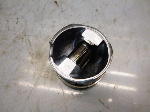 Kolben Citroen Peugeot C2 C3 Xsara 1007 206 307 1,4 HDI 8HXDV4TD DE135166