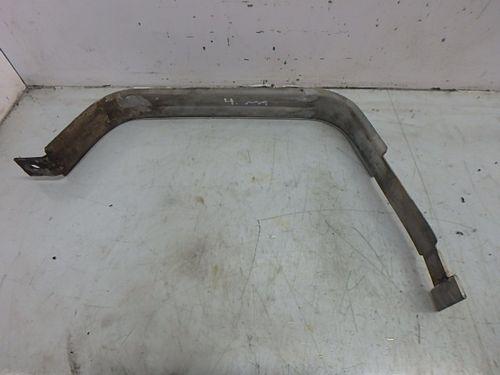 Support de réservoir Isuzu conduite à droite RHD 2,5 4JK1-TC DE148815