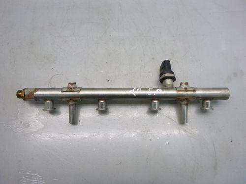 Einspritzleiste Audi VW Skoda Tiguan 2,0 TSI CHH CHHA 06K133317G DE300201