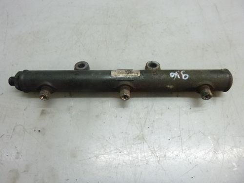 Rail-Rohr Land Rover Discovery Sport 2,7 D 276DT 4R8Q-9D280-AB DE300852