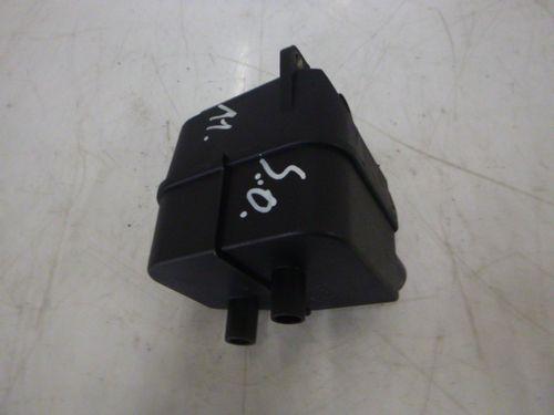 Boîtier Volvo V70 S60 LS C70 2,3 essence B5234T3 8692211 Boîtier de ventilation