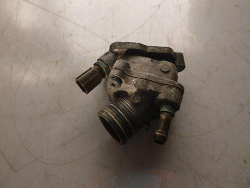 Boîtier thermostatique Volvo V70 S60 S70 LS C70 2,3 Essence B5234T3 30650023