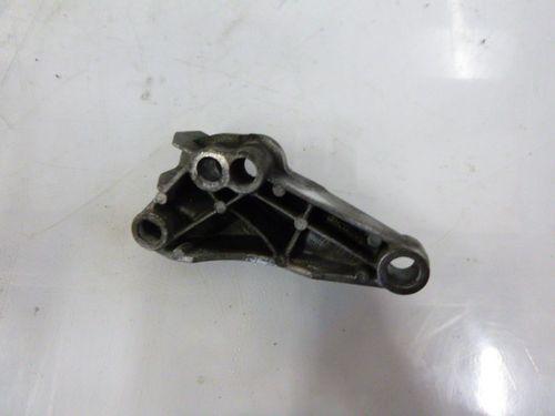 Support BMW Série 5 525 d E60 E61 2,5 D M57D25 256D2 7793090