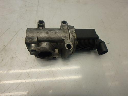 Soupape EGR Opel Saab Astra B 9-3 YS3F 1.9 CDTI Z19DT 50024005 DE151409