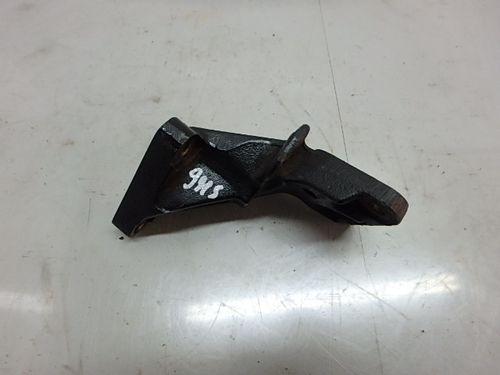 Support de fixation Toyota Avensis Carina Corolla 1.8 16V essence 7A-FE 20B99
