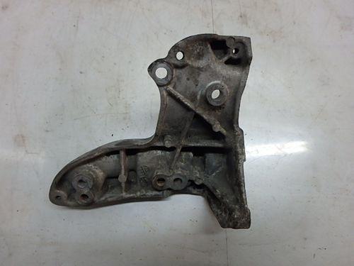 Support Ford Mazda 5 Fusion JU 2 II DY 1.4 TDCi 50KW F6JA 9641715480