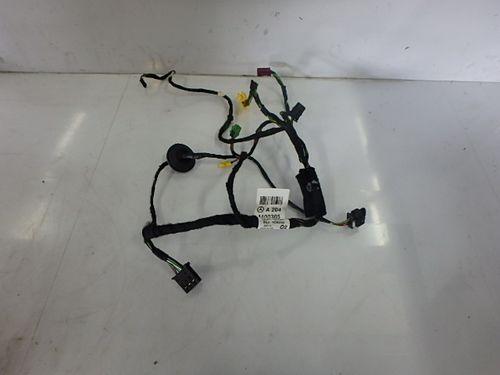 Faisceau de câbles de la porte avant droite Mercedes C250 S204 CDI 651.911 A2044400305