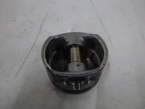 Piston Audi A4 B6 2,4 V6 BDV