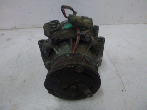 Compresseur de climatisation Land Rover Range 2 II 4,0 42D 090121892 DE154542