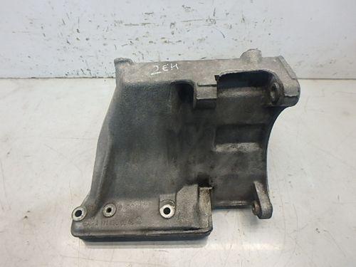 Support de groupe électrogène Mercedes-Benz Classe C C200 2,0 essence 111.955 A1110960645