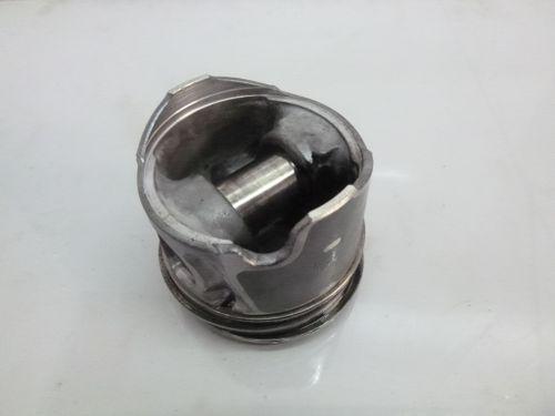 Piston Volvo C30 C70 II S40 MS S80 AS V50 MW V70 2,0 D D4204T DE295764