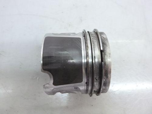 Kolben BMW 3er E90 E91 E92 320d 2,0 Diesel 136 PS 100 KW N47D20A DE297364