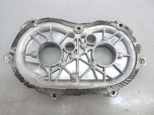 Couvercle frontal Mercedes-Benz Classe E E280 3,0 essence 272.943 A2720150101 DE298682