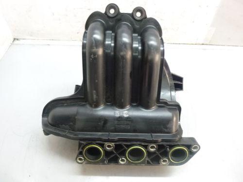 Ansaugbrücke Skoda VW Fabia Polo 9N 1,2 Benzin AWY 03D129743D DE301303