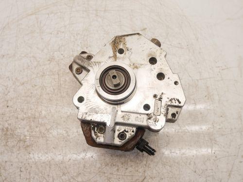Pompe haute pression pour Volvo XC70 XC 70 295 2,4 D5 AWD D5244T 8689590