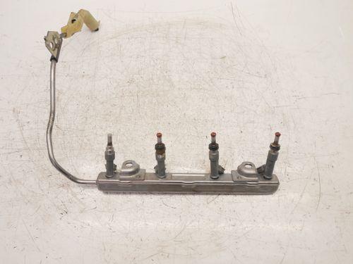 Rail d'injecteurs pour Toyota 1,8 Hybrid Benzin 2ZR-FXE 2ZR 23750-0T110
