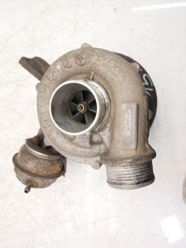 Turbocompresseur pour Volvo XC90 XC 90 275 2,4 D5 AWD D5244T 8689592