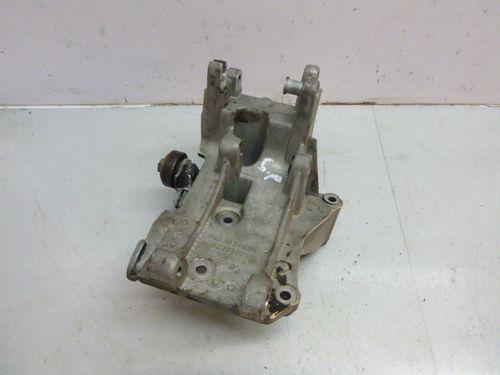 Halter Halterung Citroen Fiat Ulysse Phedra 2,0 HDi RHM 9643834880 DE266703