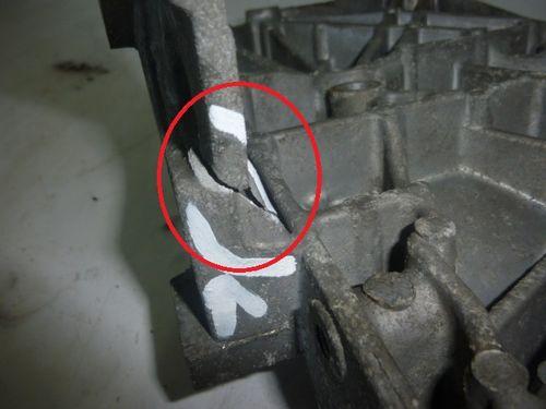 Support d'unité de puissance Audi Skoda VW Passat 3B 1,9 TDI AWX 038260885C DE110011