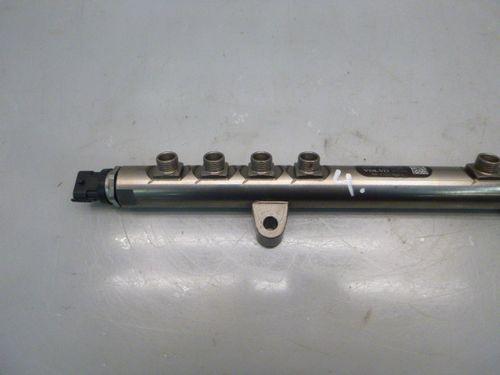 Rail-Rohr Volvo S60 S80 V60 V70 XC60 2.0 D5204T7 0445215025 DE275803