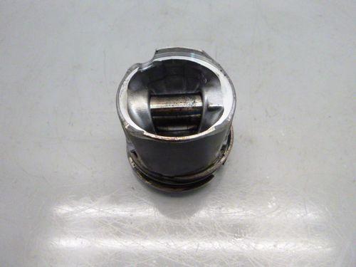 Piston Fiat Peugeot Qubo Panda 312 319 Punto 199 Bipper 1,3 D 199A9000 DE285234