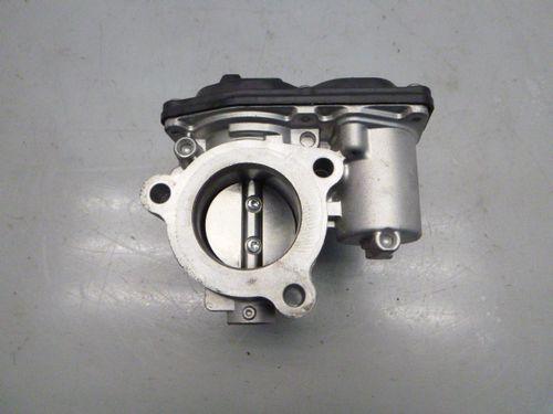 Accueil Ford Fiesta B-Max 1.0 EcoBoost SFJC CM5G-9F991-FC DE286802