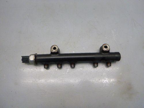 Rail-Rohr Citroën Peugeot C4 5008 508 1.6 D 9HR DV6C 9H06 9685297580 DE292077